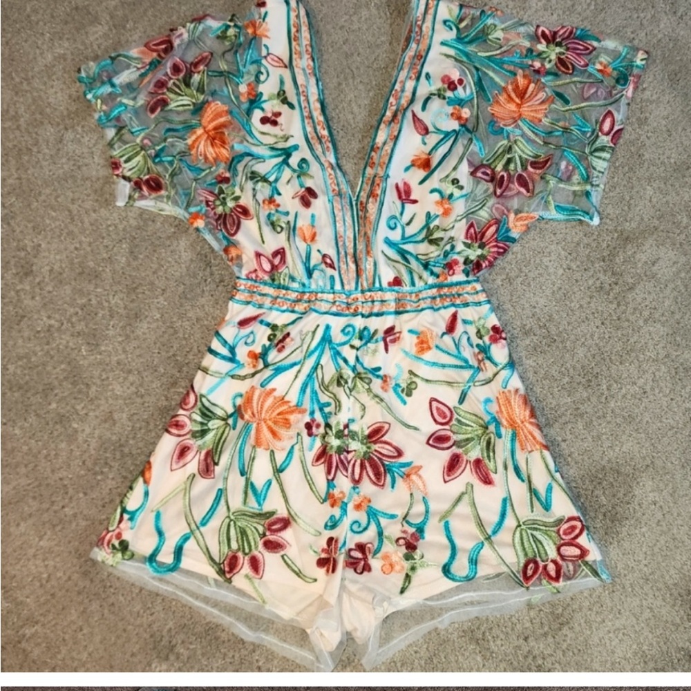 Selfie Leslie Embroidered Romper